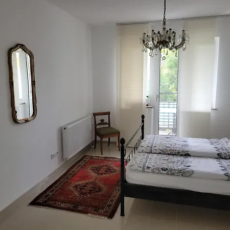 Daire Stilvoll Eingerichtete Altbauwohnung Bremen