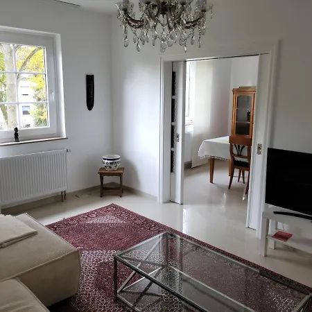 Stilvoll Eingerichtete Altbauwohnung
