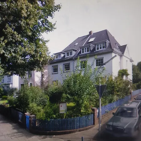 Stilvoll Eingerichtete Altbauwohnung 브레멘